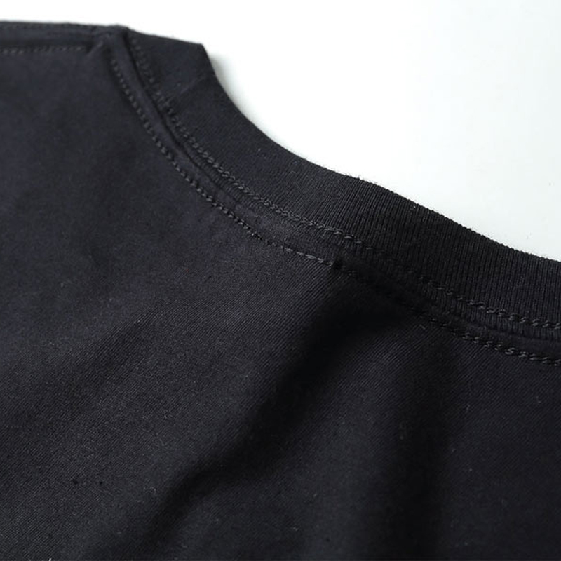 Camiseta sencilla con gráfico  - Renewable Energy Graphics reseña y precio